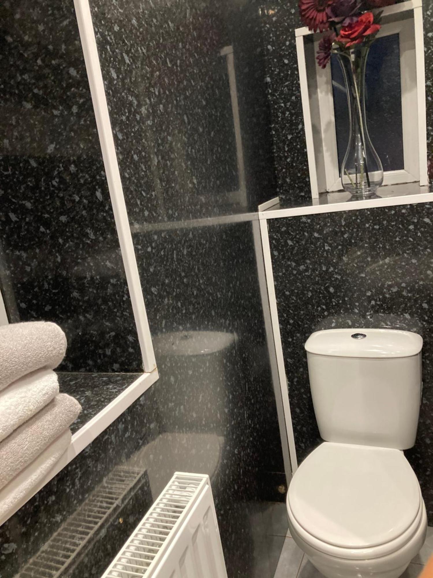 3 Bed Town House Llandeilo Carmarthenshire Villa Eksteriør billede